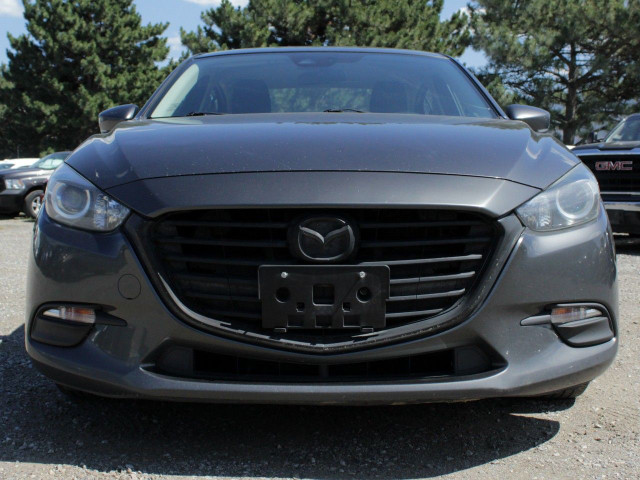 2018 Mazda Mazda3 in Cars & Trucks in Penticton - Image 2