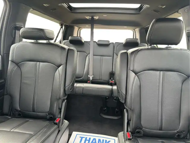 EX-DEMO 2023 JEEP WAGONEER L SERIES lll LOW LOW MILEAGE in Cars & Trucks in Red Deer - Image 15