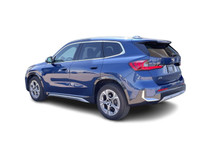 2024 BMW X1 xDrive28i Phytonic Blue Metallic PREMIUM ESSENTIAL PACKAGE Auto Dimming & Folding Mirror... (image 5)