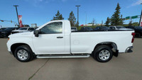 This Chevrolet Silverado 1500 is equipped with: 40/20/40 Front Split Bench Seat, Cruise Control, 10-... (image 7)