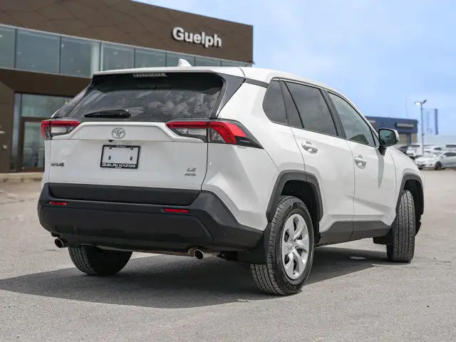 2023 Toyota RAV4 LE AWD | Heated Seats | Lane Keeping | CarPlay in Cars & Trucks in Guelph - Image 7