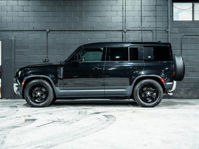 2024 Land Rover Defender 110 P500 SE/OFFROAD PKGE/PANO/360CAM/HU in Cars & Trucks in Mississauga / Peel Region - Image 4