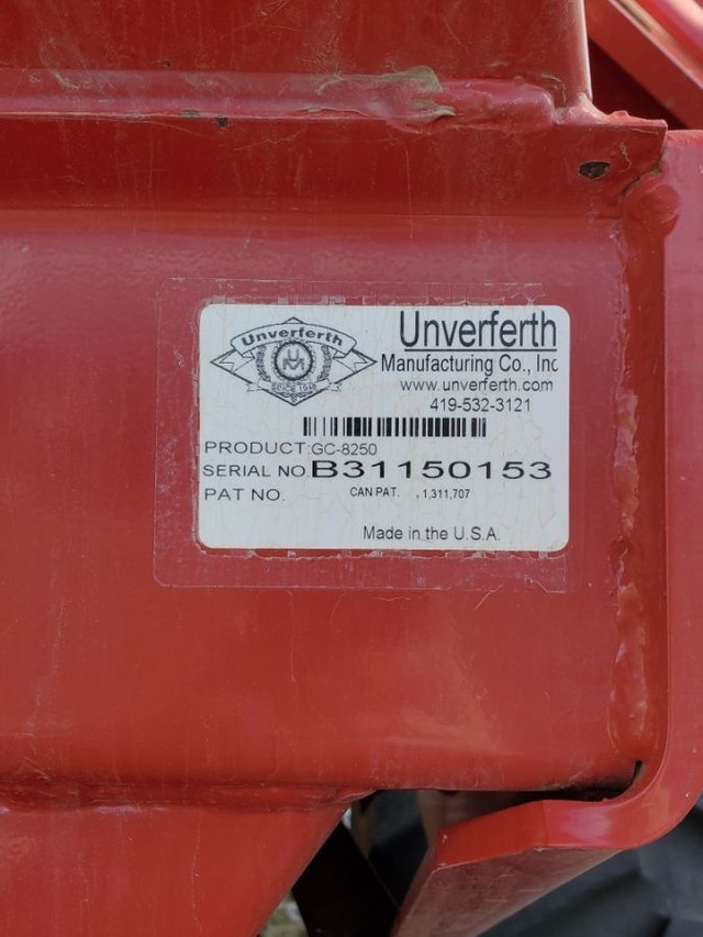 2011 Unverferth 8250 Grain Cart in Farming Equipment in Regina - Image 4