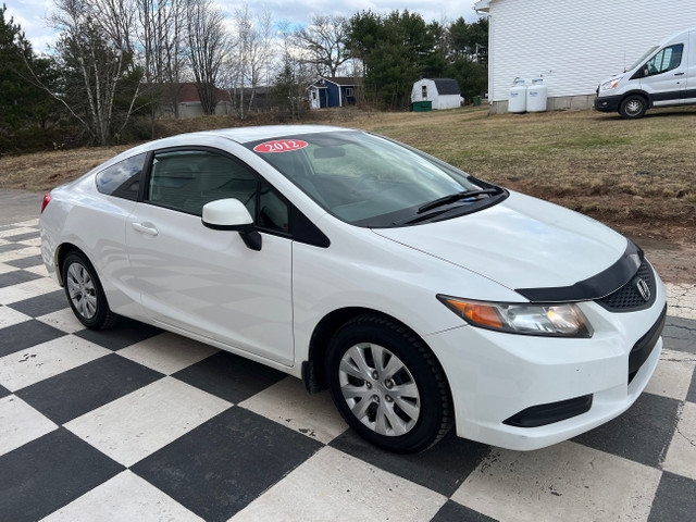 2012 Honda Civic LX - FWD, 5 SPD, Cruise, Power windows, A.C AS- in Cars & Trucks in Annapolis Valley - Image 3