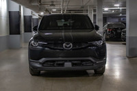 This Mazda MX-30 EV has a powerful Electric engine powering this Automatic transmission. PACKAGE AA0... (image 1)