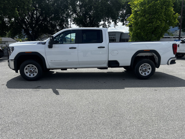 2025 GMC Sierra 3500HD Pro in Cars & Trucks in Penticton - Image 4