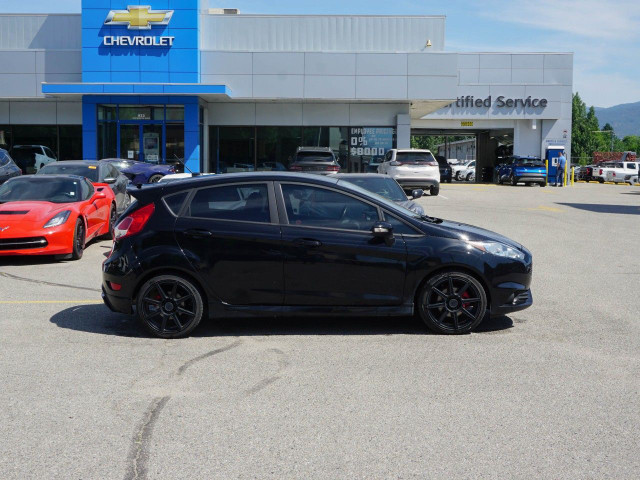 2017 Ford Fiesta in Cars & Trucks in Penticton - Image 4
