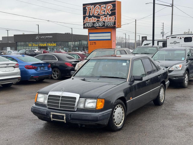 1992 Mercedes-Benz 300E 300E-24V, AUTO, ONLY 187KMS, JAPAN IMPOR in Cars & Trucks in London