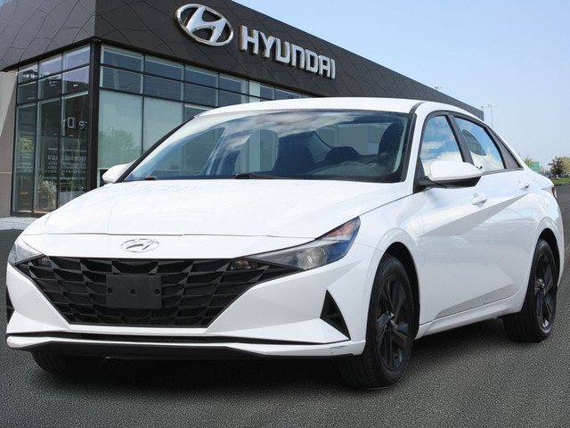 2022 Hyundai Elantra Preferred in Cars & Trucks in Oshawa / Durham Region