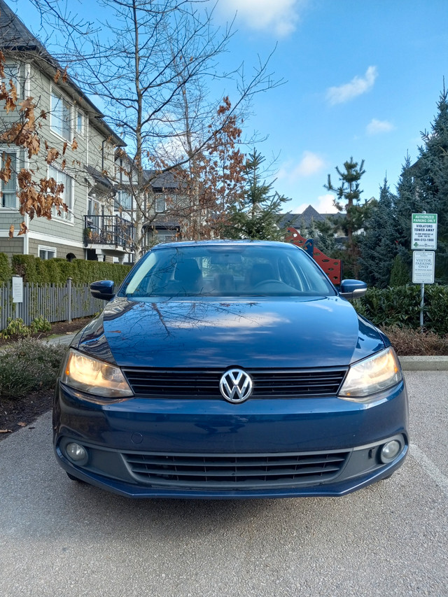 2014 Volkswagen Jetta Trendline in Cars & Trucks in Delta/Surrey/Langley - Image 4