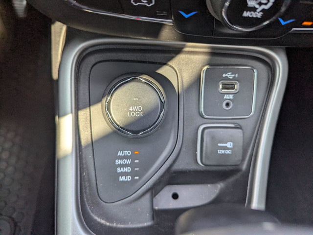 2020 Jeep Compass North in Cars & Trucks in Ottawa - Image 4