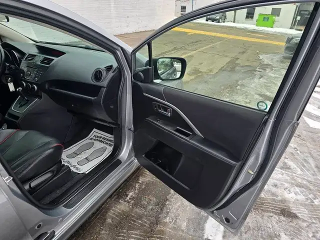 MAZDA 5 GT | AUTO | 6 PASS | LEATHER | SUNROOF | HTD SEATS |  in Cars & Trucks in Mississauga / Peel Region - Image 25