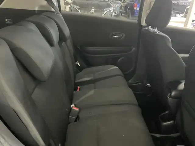 Honda HR-V LX 2RM CVT 2018 à vendre in Cars & Trucks in Laval / North Shore - Image 26