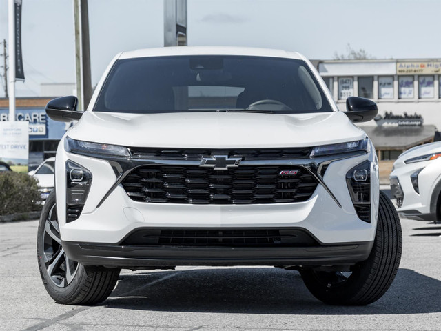 2025 Chevrolet Trax 1RS- Sunroof | Heated Steering Wheel in Cars & Trucks in Markham / York Region - Image 2