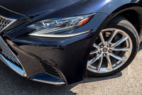 ENJOY 6 MONTHS NO PAYMENTS! LS 500 AWD | REAR ENTERTAINMENT | PANO | NAVI LEXUS INSPECTION IS AVAILA... (image 3)