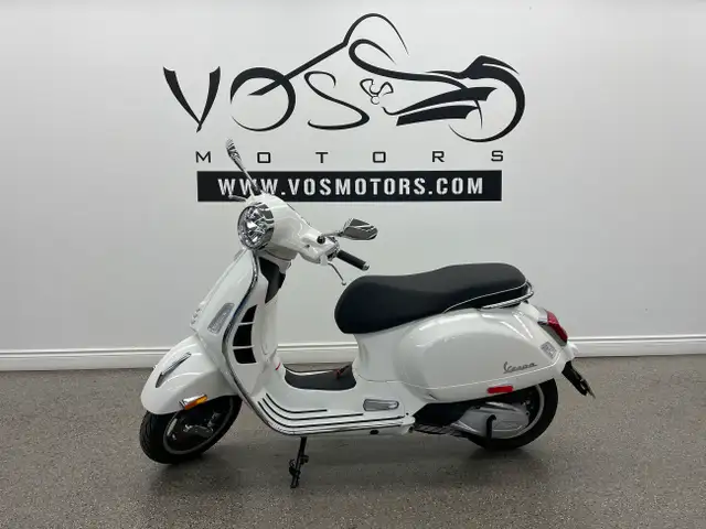 2023 Vespa GTS Super HPE 300 ABS - V5855 - -No Payments for 1 Ye in Scooters & Pocket Bikes in Markham / York Region - Image 3