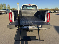 ENGINE: 6.8L 2V DEVCT NA PFI V8 GAS -inc: Flex fuel (STD),Four Wheel Drive,Tow Hitch,Power Steering,... (image 6)