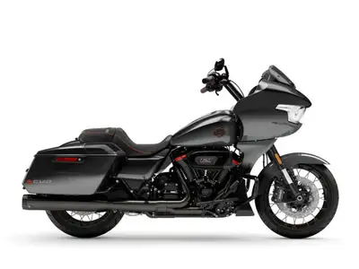 Everything elevated. The CVO Road Glide not only has an iconic Sharknose fixed fairing, but also the...