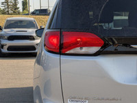 This Chrysler Grand Caravan has a trusty Regular Unleaded V-6 3.6 L/220 engine powering this Automat... (image 9)