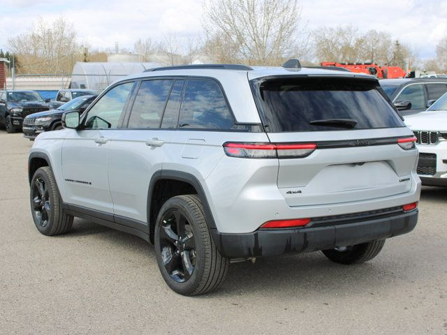2025 Jeep Grand Cherokee Limited 4x4, Pano Sunroof, Trailer Tow in Cars & Trucks in Calgary - Image 2