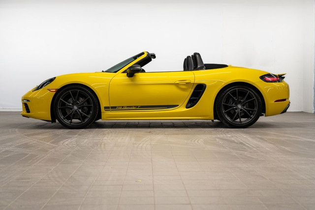 2021 Porsche 718 Boxster T in Cars & Trucks in City of Montréal - Image 3