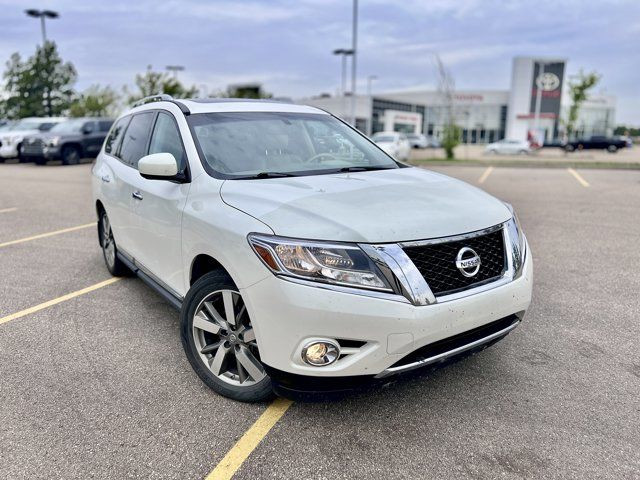 2015 Nissan Pathfinder Platinum | Heated & Cooled Front Seats in Cars & Trucks in Edmonton - Image 3