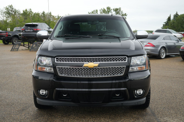 2011 Chevrolet Avalanche LT in Cars & Trucks in Red Deer - Image 2