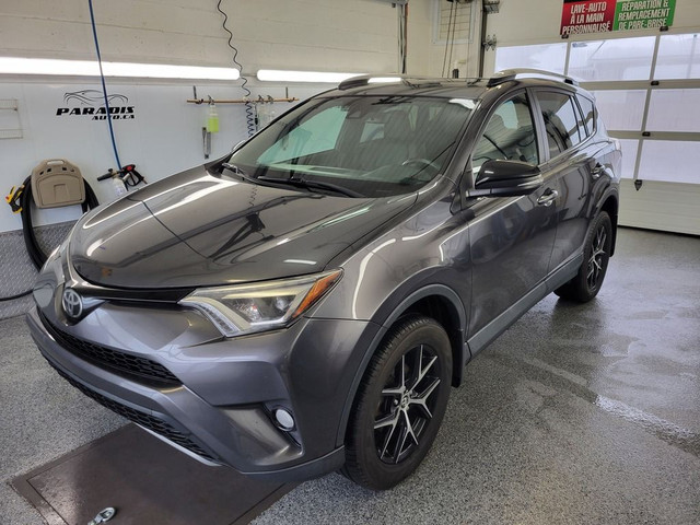  2017 Toyota RAV4 AWD 4dr SE*NAV-TOIT-CUIR-CAM-MAGS*super prix* in Cars & Trucks in Longueuil / South Shore