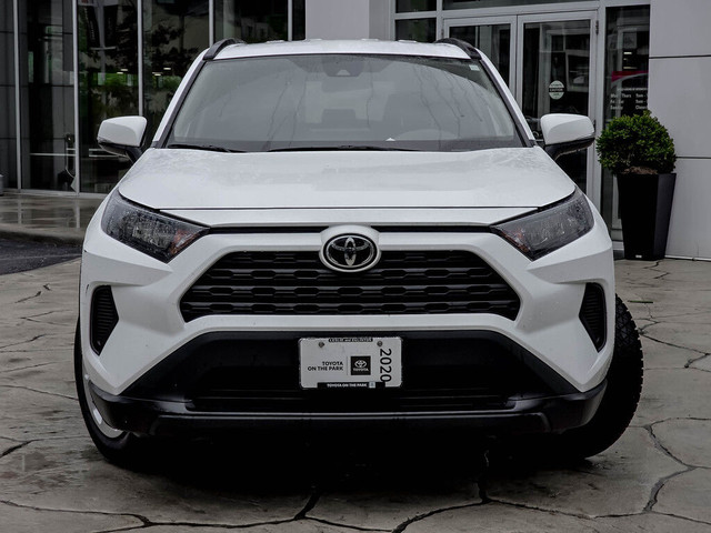 2020 Toyota RAV4 LE FWD in Cars & Trucks in City of Toronto - Image 4
