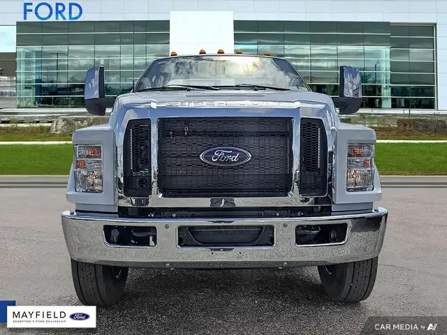 2026 Ford F750 Chassis Truck in Cars & Trucks in Mississauga / Peel Region - Image 3