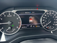 The Nissan Pathfinder S 4WD in elegant style combines the robust capabilities of a 4x4 drivetrain wi... (image 9)