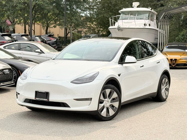 2023 Tesla Model Y Long Range Dual Motor - No Accidents, One Own in Cars & Trucks in Burnaby/New Westminster