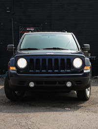 IN TRANSIT JEEP PATRIOT NORTH HEATED SEATS | POWER WINDOWS | CRUISE CONTROL CLEAN CARFAX NO ACCIDENT... (image 1)