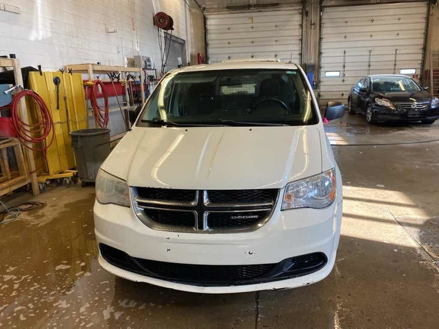  2011 Dodge Grand Caravan C/V in Cars & Trucks in Barrie - Image 2