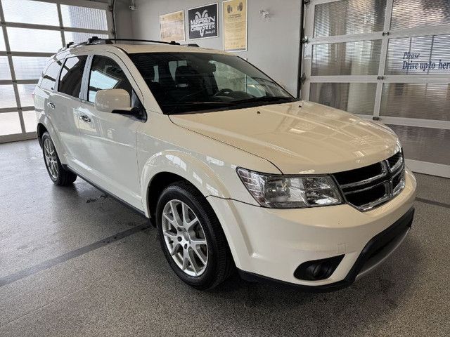 2015 DODGE Journey R/T in Cars & Trucks in Medicine Hat - Image 2