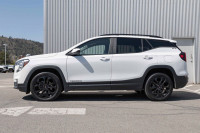 Discover our 2022 GMC Terrain SLE—where style meets versatility. This compact SUV features a sleek d... (image 5)