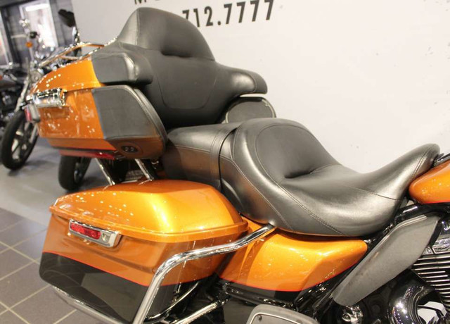 2014 Harley-Davidson Ultra Limited in Street, Cruisers & Choppers in City of Montréal - Image 4