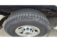 LIKE NEW INSIDE & OUT - ALMOST NEW MICHELIN CROSS CLIMATE TIRES ALL AROUND - Off Lease - 1 Owner - C... (image 9)