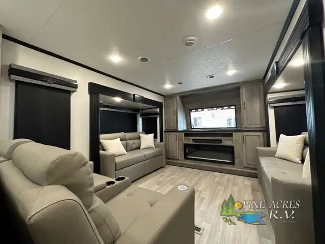 2024 KZ Durango Gold G387FLF (FRONT LIVING) in Travel Trailers & Campers in Truro - Image 7