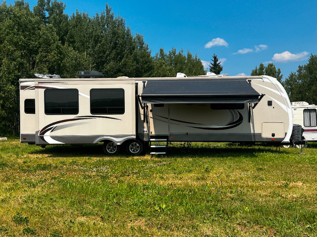 2016 GRAND DESIGN REFLECTION 313 RLTS (FINANCING AVAILABLE) in Travel Trailers & Campers in Strathcona County - Image 2