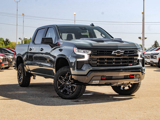 2025 Chevrolet Silverado 1500 LT Trail Boss in Cars & Trucks in Edmonton - Image 2