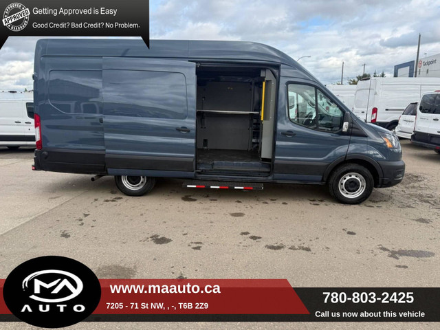 2020 Ford Transit T-250 148" EL Hi Rf 9070 GVWR RWD in Cars & Trucks in Edmonton - Image 4