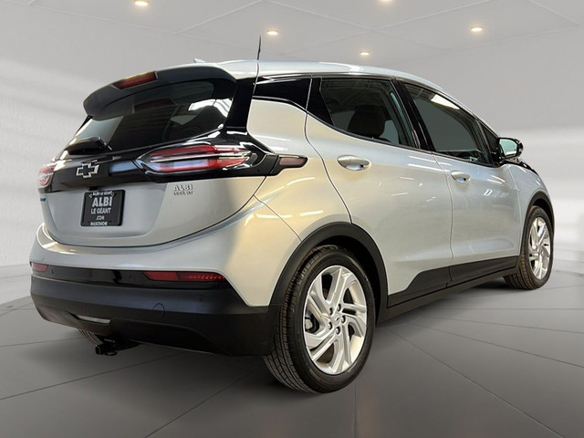 2023 Chevrolet Bolt EV in Cars & Trucks in Laval / North Shore - Image 4