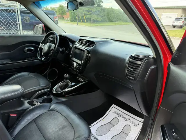 2017 Kia Soul SX Turbo in Cars & Trucks in Ottawa - Image 15