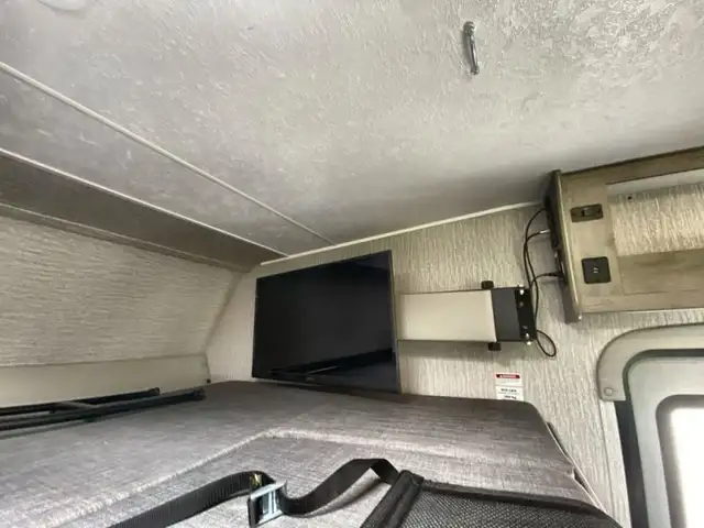 2023 Coachmen RV Freelander 23FS in RVs & Motorhomes in Edmonton - Image 33