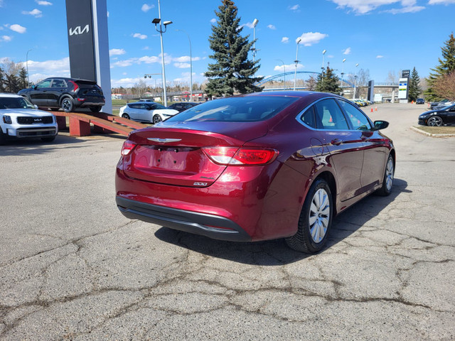2016 Chrysler 200 LX GREAT VALUE! LOW MILEAGE, NO ACCIDENTS in Cars & Trucks in Calgary - Image 4