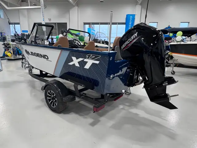 2025 Legend 17 XT  in Powerboats & Motorboats in Barrie - Image 11