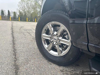Dominate any terrain with this powerful 2024 Ford F-150 XLT Crew Cab. This black beauty boasts a rob... (image 9)