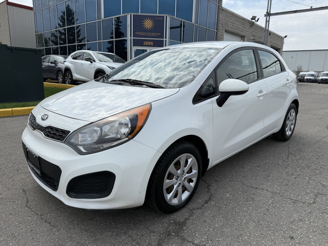 2014 Kia Rio KIA Rio -HATCHBACK - 4 Doors in Cars & Trucks in Oakville / Halton Region