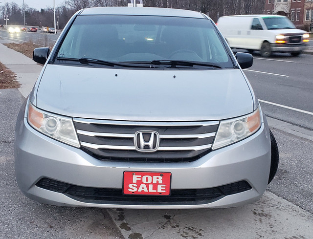 2011 Honda Odyssey EX MODEL !!! 8 PASSENGER !!! POWER SLIDING RE in Cars & Trucks in City of Toronto - Image 2